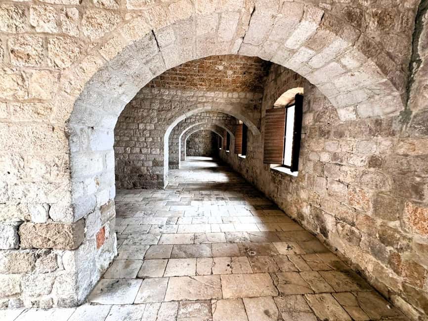 Dubrovnik: Game of Thrones Tour & Optional Lokrum Island - Fort Lovrijenac: where the show meets real defense walls