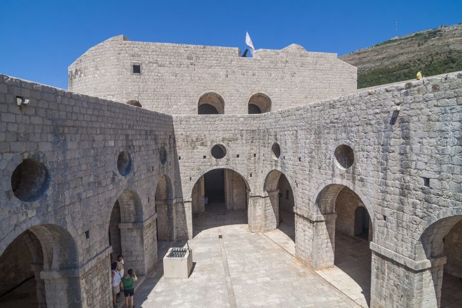 Dubrovnik: Game of Thrones Walking, Car and Boat Tour - Where You Meet Near Pile Gate (and How to Prepare)