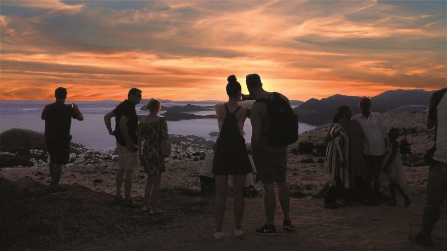 Dubrovnik: Group Sightseeing Tour with Stunning Views - The minivan ride: comfort that also helps you see more
