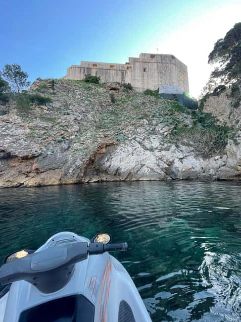 Dubrovnik: Guided Jet Ski Tour - Lovrijenac Fortress: fortress views that feel close enough to touch
