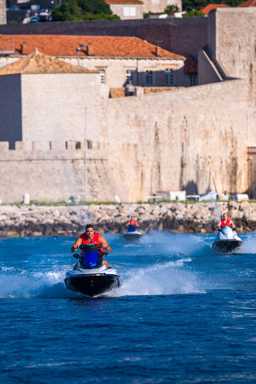 Dubrovnik: Jet Ski Rental - Getting ready on land: gear, instructions, and what to bring
