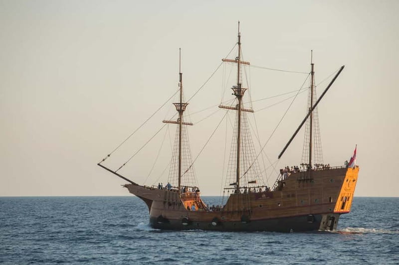 Dubrovnik: Karaka - Game of Thrones Cruise & Walking Tour - The cruise views that actually help your Old Town walk