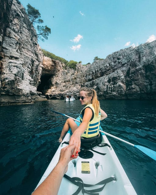 Dubrovnik: Kayak Rental - What to bring so you do not cut your fun short