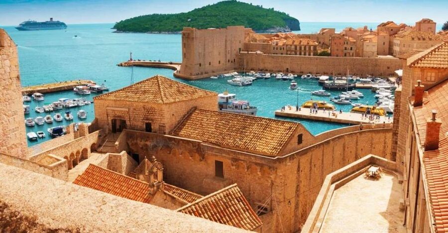 Dubrovnik: Old Town and City Walls Guided Walking Tour - Key highlights to plan around