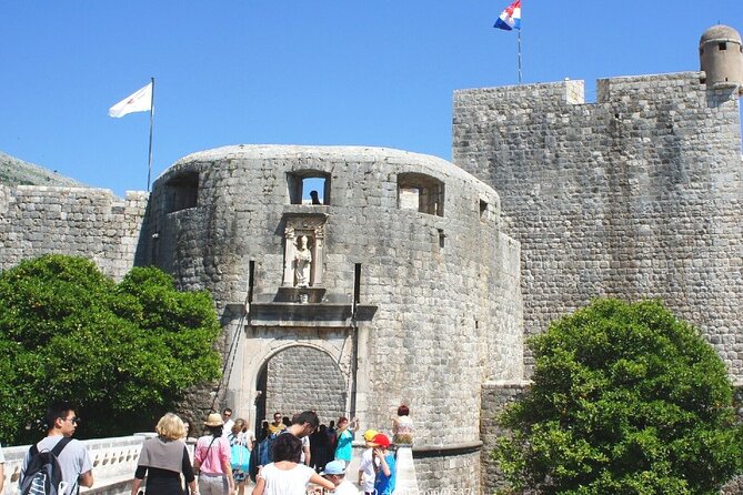 Dubrovnik Old Town & City Walls: Private Half-Day Walking Tour - Price and value for a private 3-hour walking tour