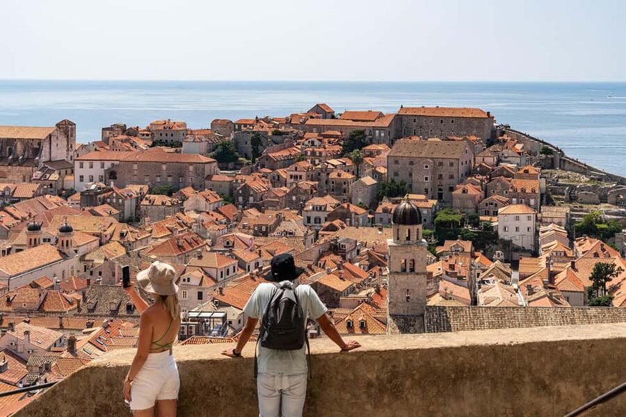 Dubrovnik: Old Town & City Walls Tour with Optional DU Pass - Key highlights at a glance