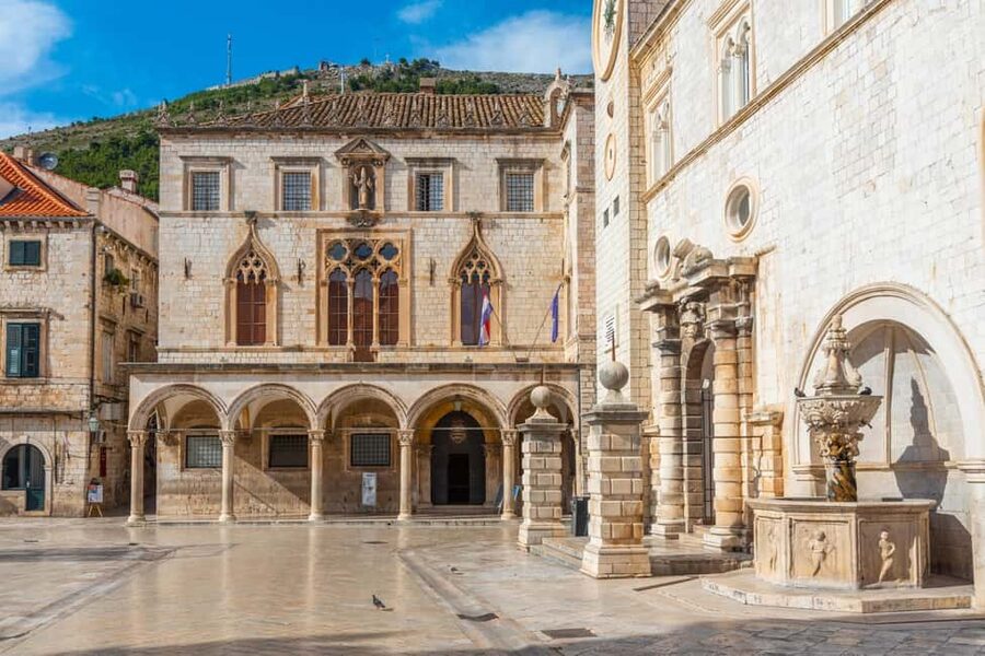 Dubrovnik Old Town Highlights Private Walking Tour - Church of St. Ignatius: Baroque Beauty and Local Devotion