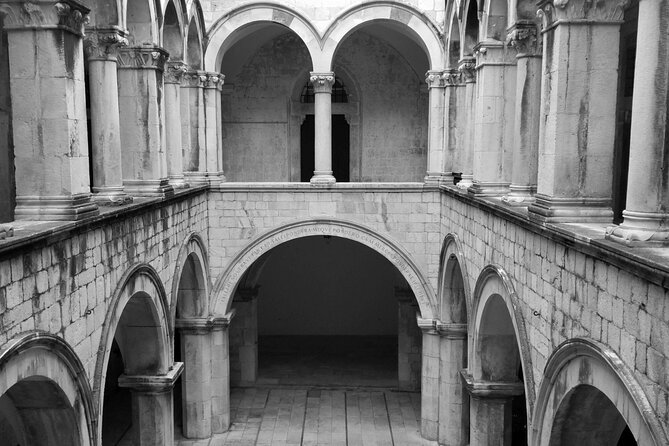 Dubrovnik Old Town: Small-Group Walking Tour With A Local - Stop-by-Stop Breakdown: From Ploče Gate to Stradun and Out Pile Gate