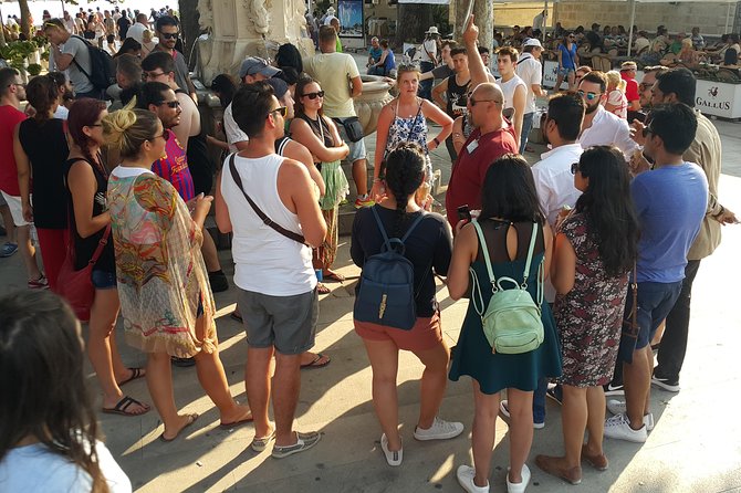 Dubrovnik: Old Town Walking Tour - Gundulićeva poljana and Dubrovnik Cathedral zone, seeing without entering