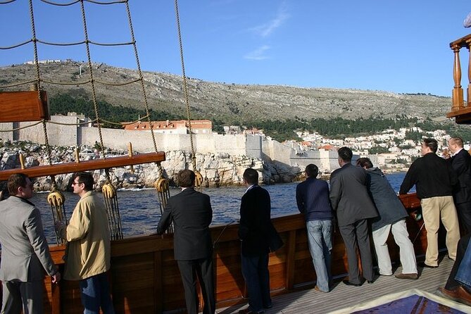 Dubrovnik Old Town Walking Tour and Cruise with Karaka - Gruž to the Old City Port: Sea Views in About 45 Minutes