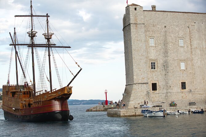 Dubrovnik Old Town Walking Tour and Cruise with Karaka - Weather, Rescheduling, and How to Choose Your Timing