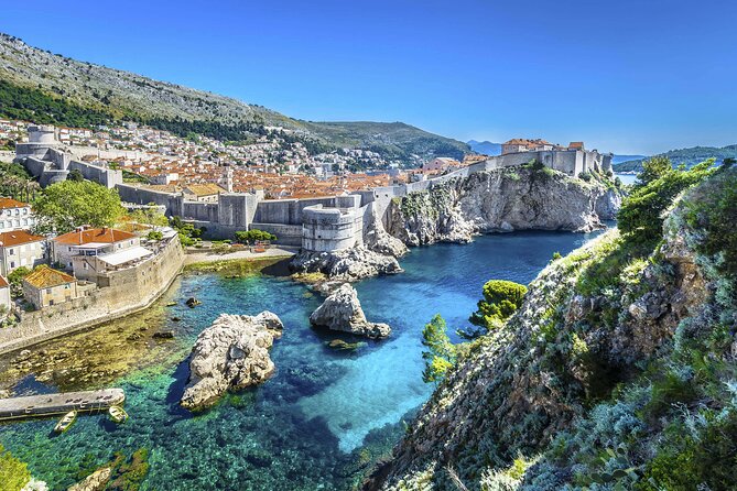 Dubrovnik Old Town Walking Tour with Audioguide - Getting started at Mirador Brsalje and setting up your phone