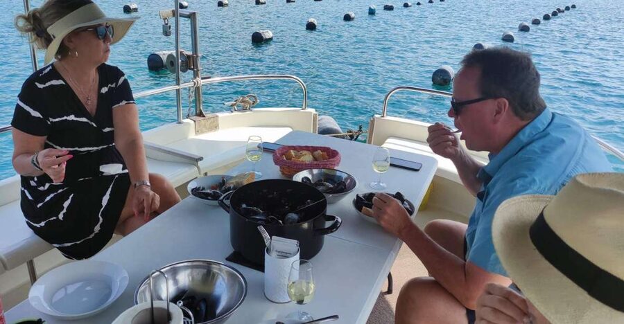 Dubrovnik: Oyster, Mussles, and Wine Tasting Tour in Ston - Fresh seafood that starts in the water