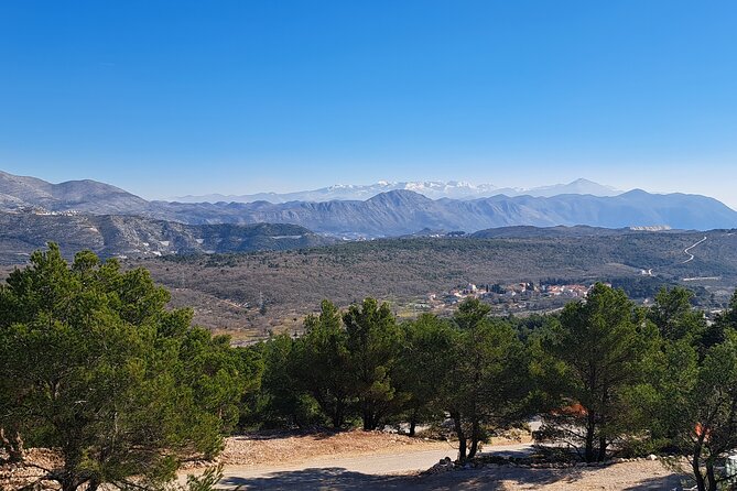 Dubrovnik Panorama Tour - What to expect from the guides and service style