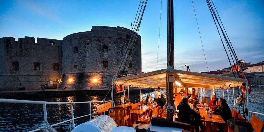 Dubrovnik: Panoramic Sunset Cocktail Cruise Around Old Town - Weather changes the plan, but you are not left hanging