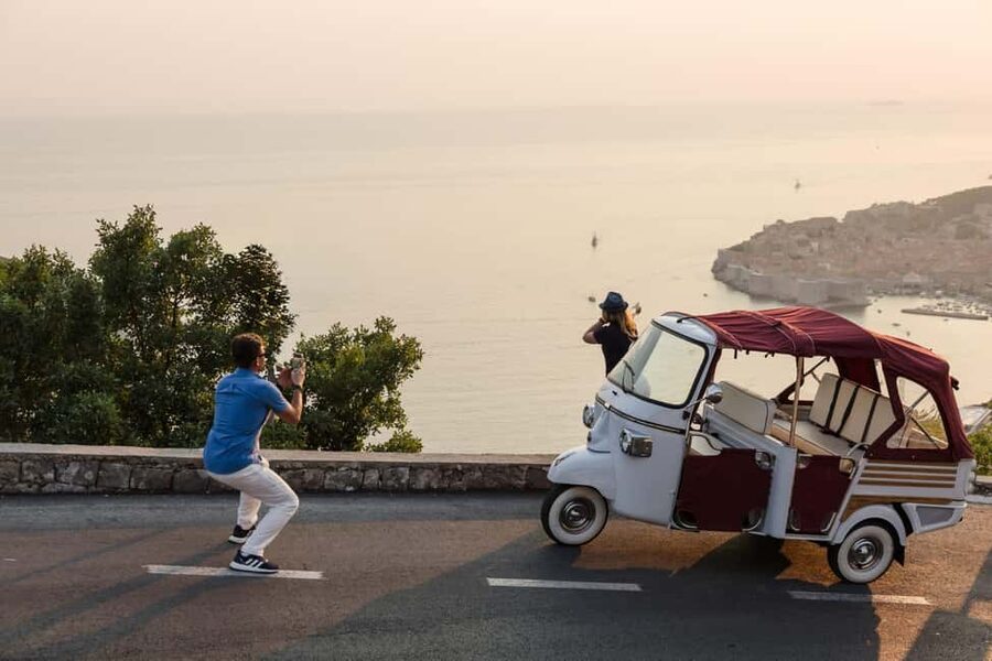 Dubrovnik: Piaggio Ape Callesino Private Tour - Evening sunset tours: what you gain (and what you should plan for)