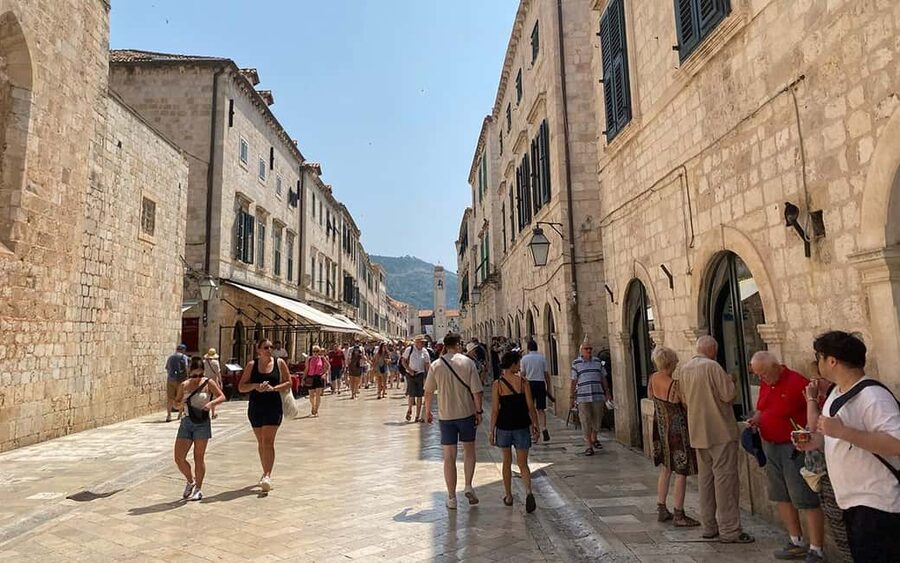 Dubrovnik: Pile Gate & Old Town with Spices and Hidden Gems - Key Things That Make This Tour Work