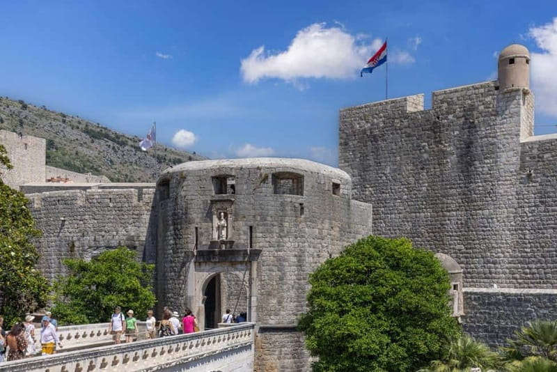 Dubrovnik: Pile Gate & Old Town with Spices and Hidden Gems - Orlando’s Column, Luža Square Clock Tower, and the Cathedral Sequence