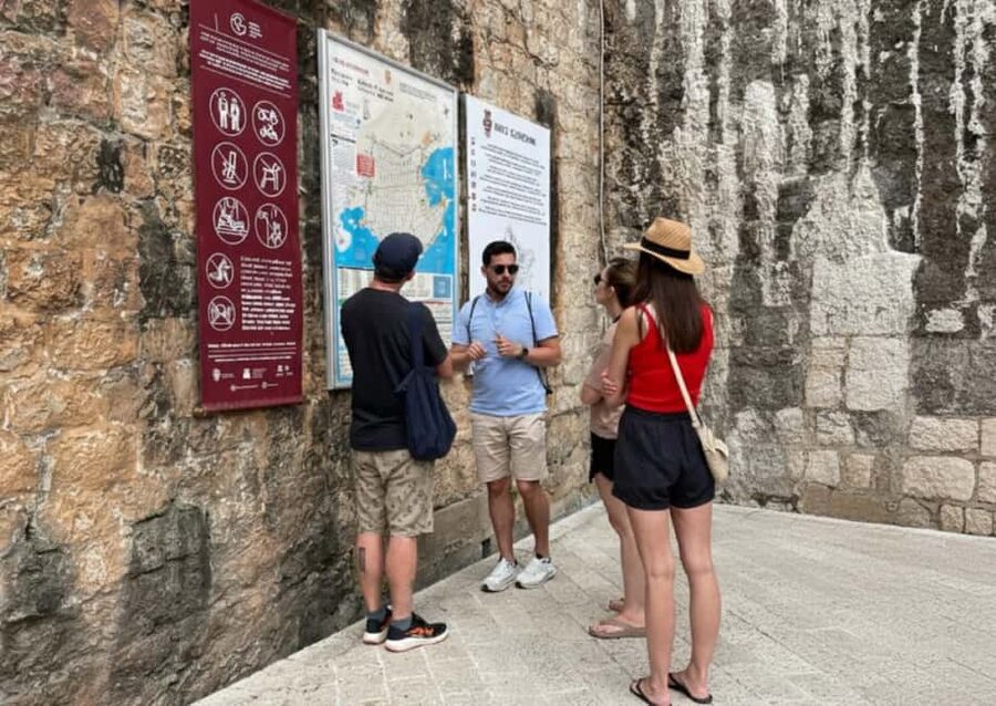 Dubrovnik: Pile Gate & Old Town with Spices and Hidden Gems - Stradun, Onofrio’s Fountains, and St. Saviour Church in One Smooth Flow