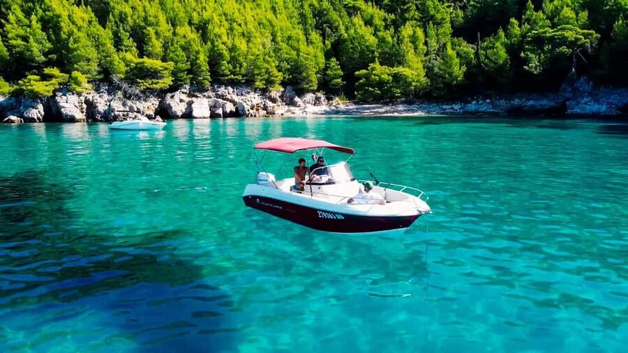 Dubrovnik: Private Boat to the Blue cave & Elaphiti Islands - Blue Cave and Green Caves: swim logic, snorkel gear, and crowd timing