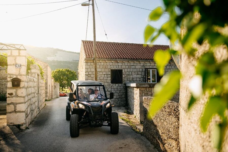 Dubrovnik: Private Buggy Guided Panorama Tour (2 hours) - Photo Stop Momentum: Viewpoints with Purpose