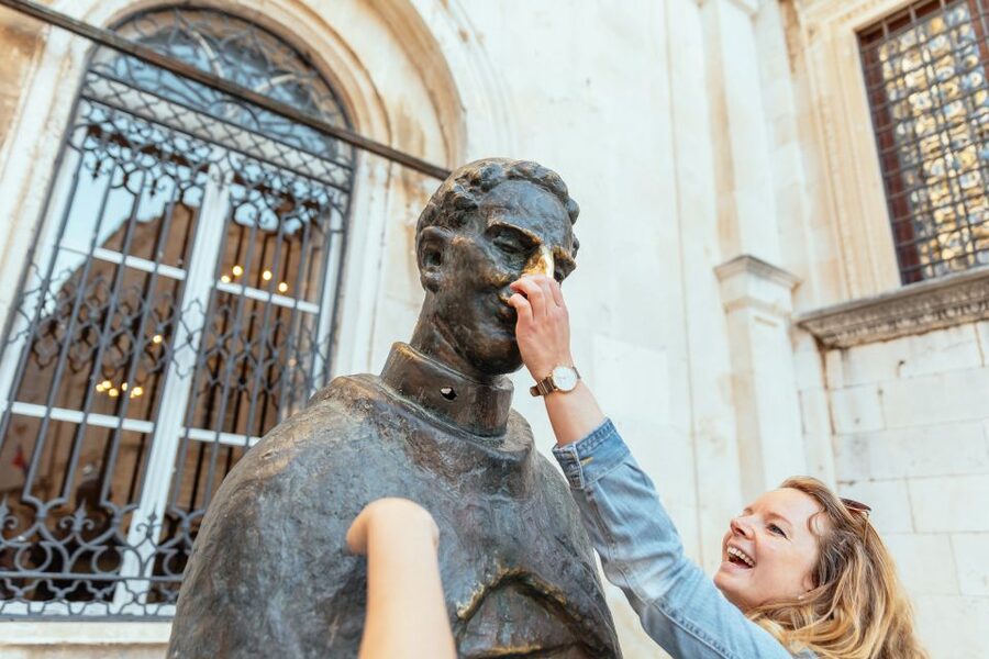Dubrovnik: Private Family Friendly City Tour with Guide - Guide styles that actually match different ages