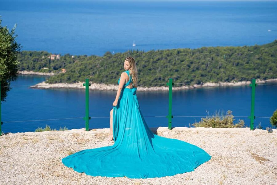 Dubrovnik: Private Flying-dress Photoshoot - Why Dubrovnik flying-dress photos work so well here