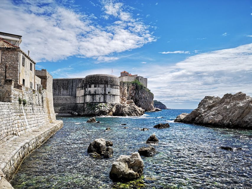 Dubrovnik: Private Game of Thrones Tour - The walk starts with show energy, then locks into Dubrovnik’s walls