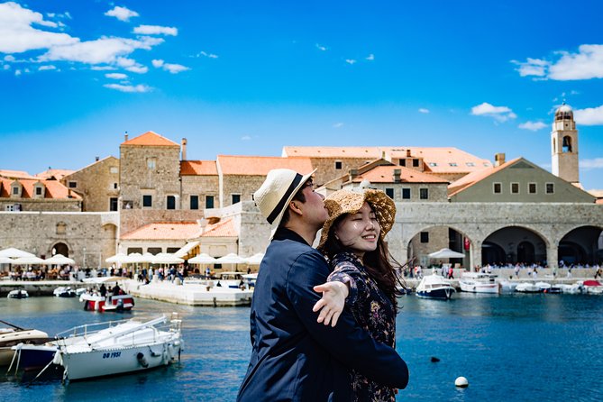 Dubrovnik Private Photoshoot with Local Professional Photographer - Where you meet (Pile Gate) and how the timing works