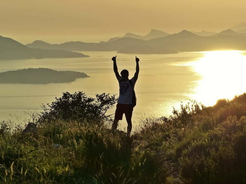 Dubrovnik: Rise and Shine Hike - Mount Srđ As Your Morning Warm-Up (412 m and 9 km)