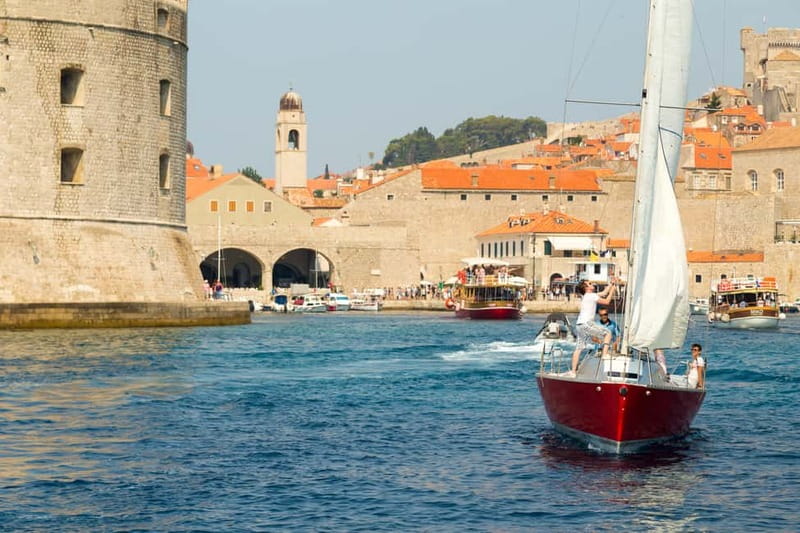 Dubrovnik: Romantic Sunset Sailing Adventure - Wind, timing, and when weather reshapes the route