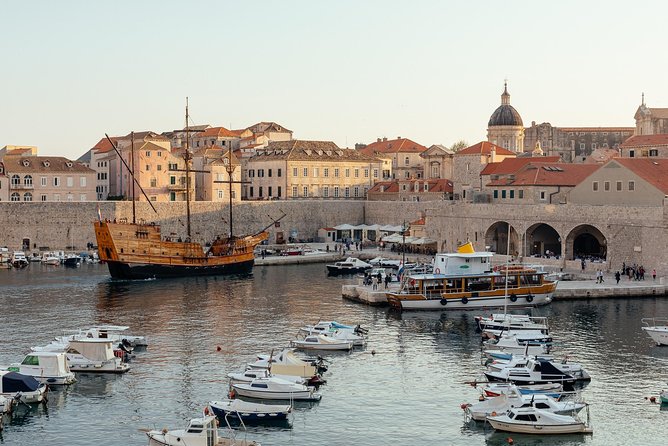 Dubrovnik's History with a Local: the Homeland War Stories Private Tour - Stop 3: Old Town streets, monuments, and the war timeline