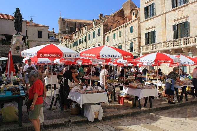 Dubrovnik Shore Excursion: Old Town Walking Tour - Onofrio’s Fountain: more than a pretty stop