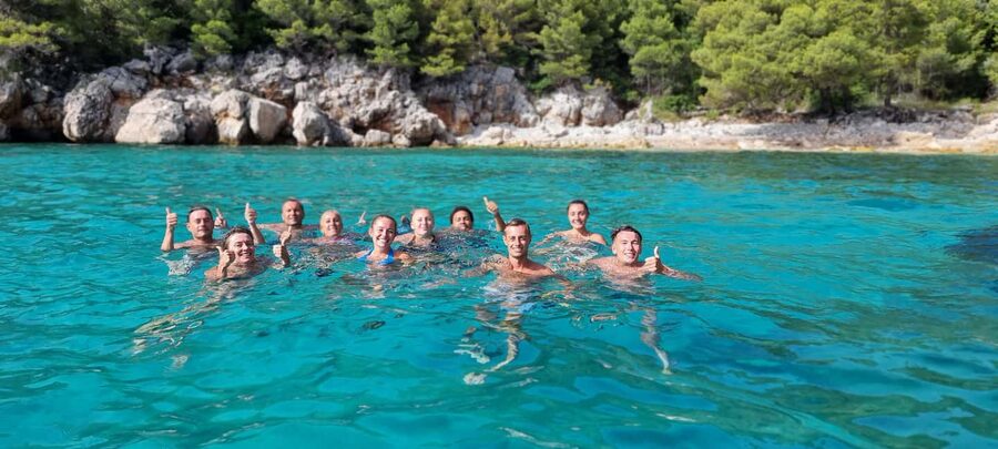 Dubrovnik: small group boat tour to Blue Caves & Sandy Beach - Finding Lapadska Obala 4 at the right time