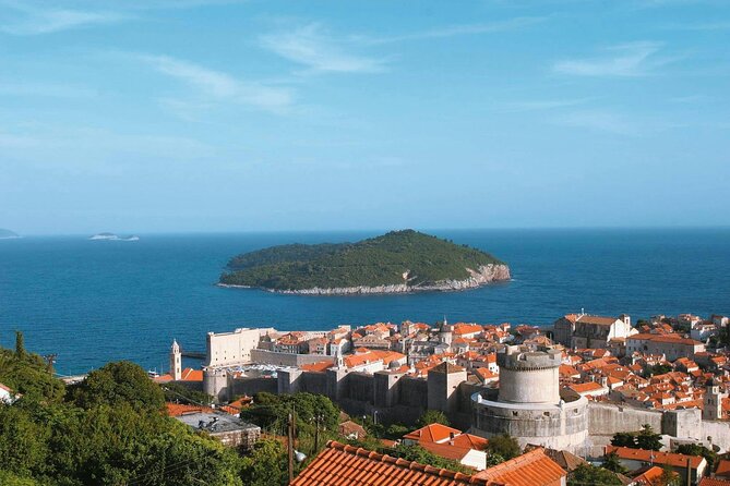 Dubrovnik Sunset Catamaran Cruise with drinks - The 3:45 pm start: how the schedule lines up with sunset light