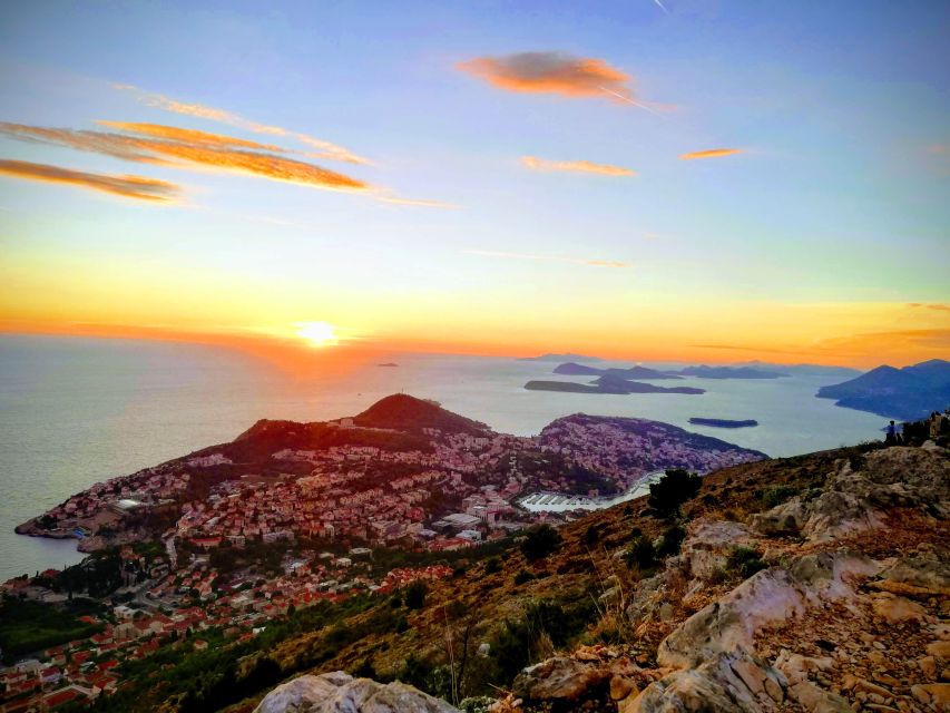 Dubrovnik: Sunset Panorama Tour with Glass of Wine - Mount Srd and Fort Imperial: The 360-Degree Sunset Payoff