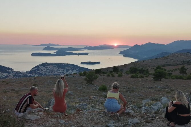 Dubrovnik sunset panorama & wine - The guides: storytelling that keeps the stops from feeling like a checklist
