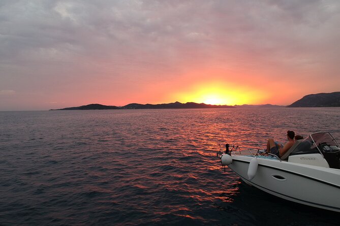 Dubrovnik Sunset Private Speed Boat Tour - Stop 2 near Lokrum: sunset by the water, not on a platform