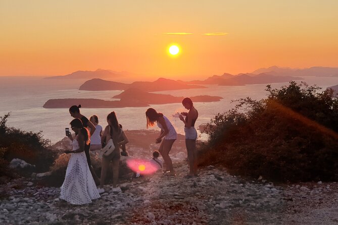 Dubrovnik Sunset Tour with Wine Tasting - A 2-hour Dubrovnik sunset plan that actually fits a tight day