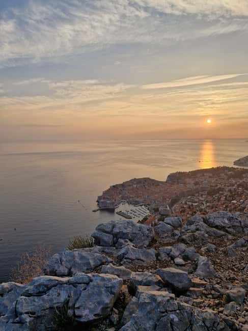 Dubrovnik: Sunset Wine Tasting At Panorama Point - Should you book this sunset wine tasting in Dubrovnik?