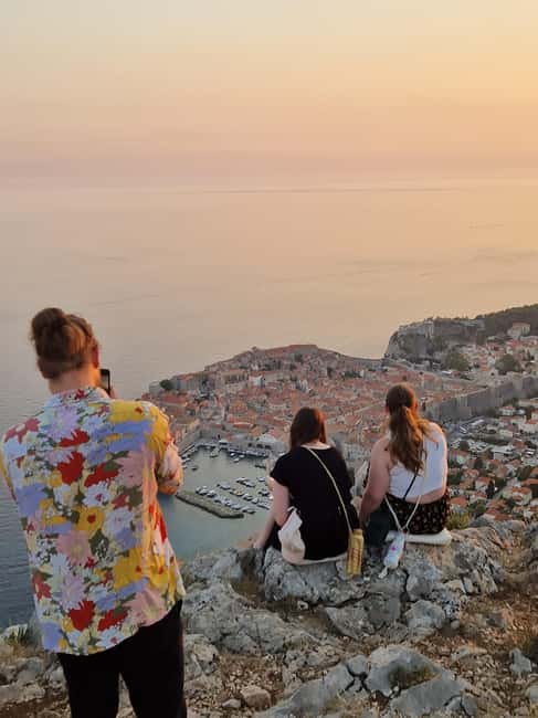 Dubrovnik: Sunset Wine Tasting At Panorama Point - Pickup and Ride: How Door-to-Door Changes Your Evening
