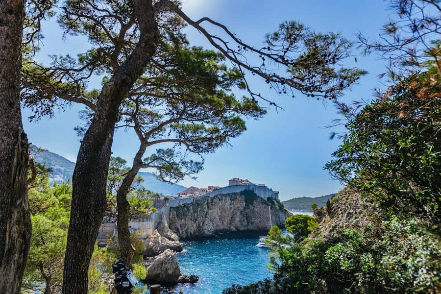 Dubrovnik: The Original Game of Thrones Tour & Lokrum Option - The Iron Throne Photo Opportunity, Done Like a Real Stop