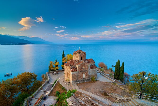 Dubrovnik to Tirana; Semi – Private Tour with Tour Leader & Car - Shkoder and the Rozafa Castle view: lakes, rivers, and a scenic payoff