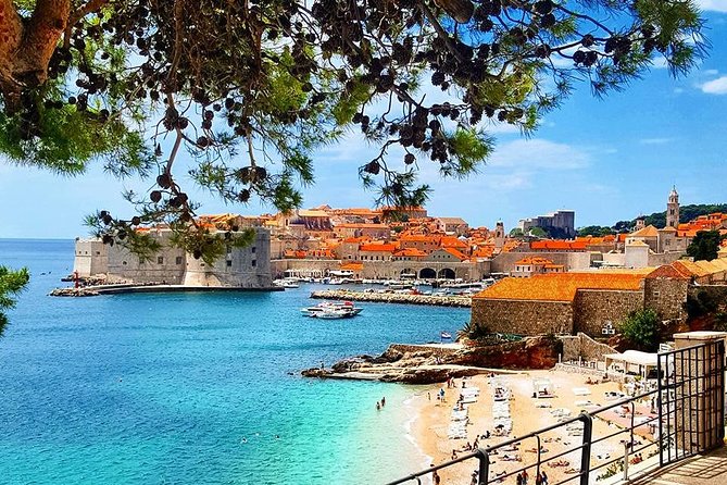 Dubrovnik walking history tour - Walking Dubrovnik with a licensed guide, not a map