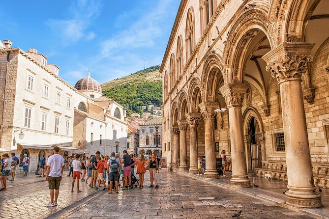 Dubrovnik Walking Tour with a FREE Polaroid Photo - Onofrio’s Fountain: Where Dubrovnik Turns Ornamental
