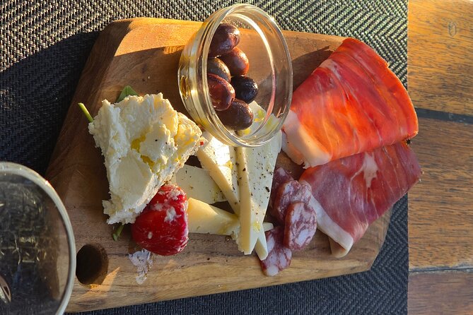 E-Bike Tour + Gourmet Snack + Wine Tasting (Small Group) - Small group pacing: why max 8 riders feels better than crowds