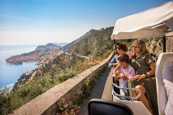 E-Tuk Tuk Tour in Dubrovnik - Guides in real street-level English, and stories you can use later