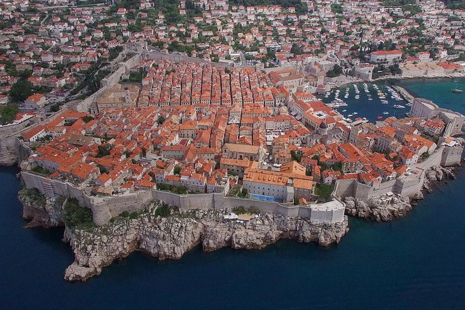 Early Bird Dubrovnik History Tour – 7:30 Start - Amerling Fontana: the fast orientation that saves you hours