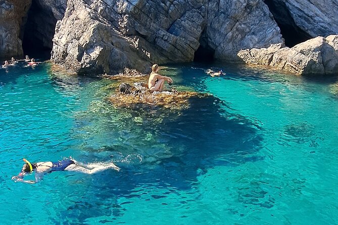 Elafiti Islands Private Luxury 4-Hour Speedboat Tour - Dubrovnik to the Elafiti Islands by speedboat: quick, scenic, and efficient