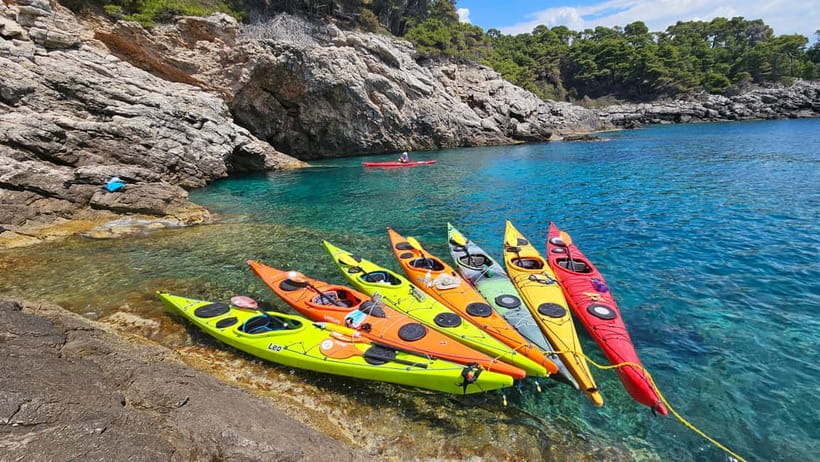 Elaphite Cave & Kayak Tour - Sipan lunch in Sudurad Village: how to eat like you belong